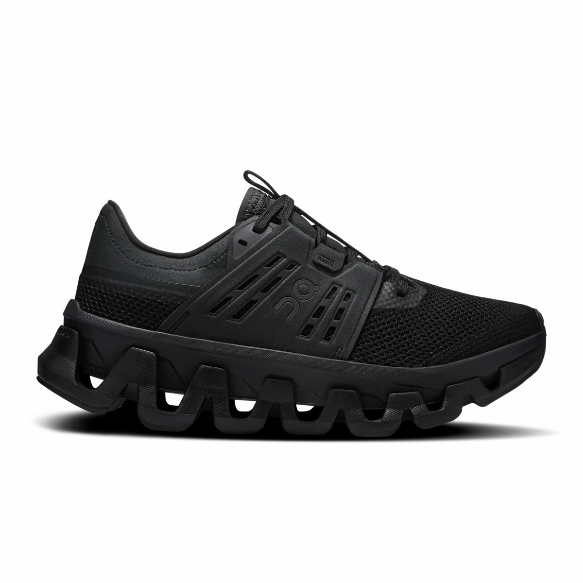 On United States Deals / Women's Cloudswift Amp - Black/Salt