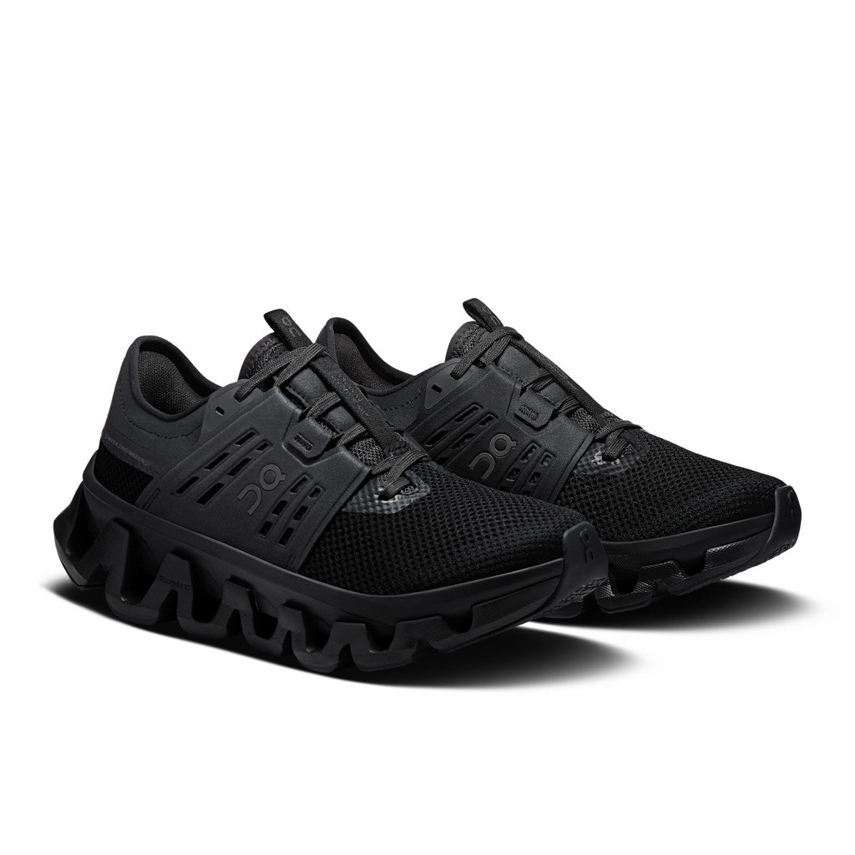 On United States Special Offer / Women's Cloudswift Amp - Black/Black