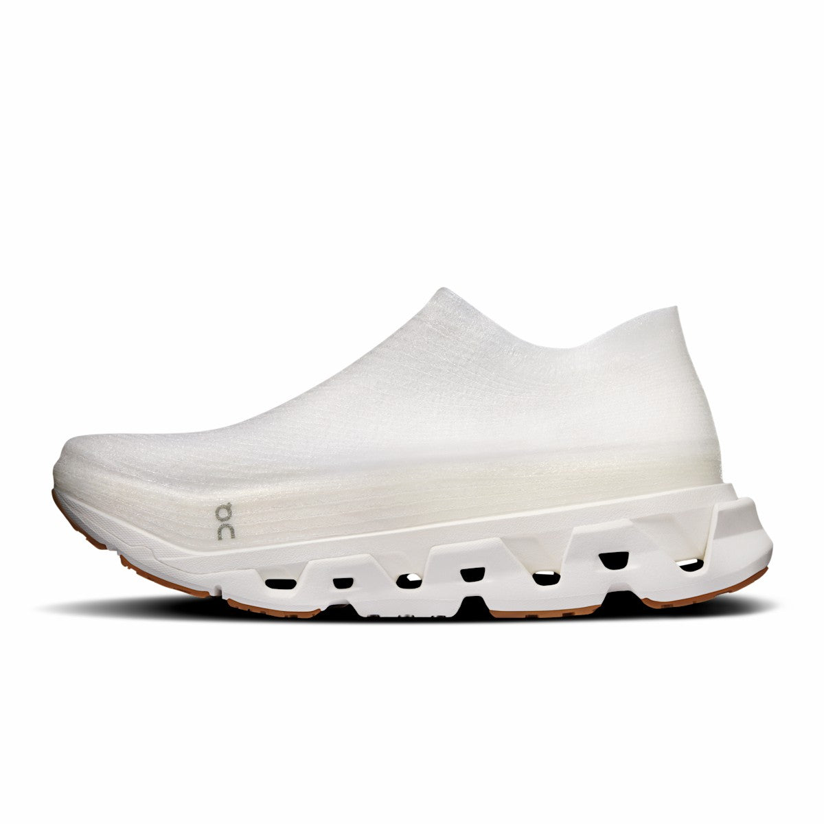 On United States Sale / LightSpray Cloudmonster LOEWE - White