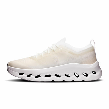 On United States Smart Buy / Women's Cloudtilt Moon - White/Frost