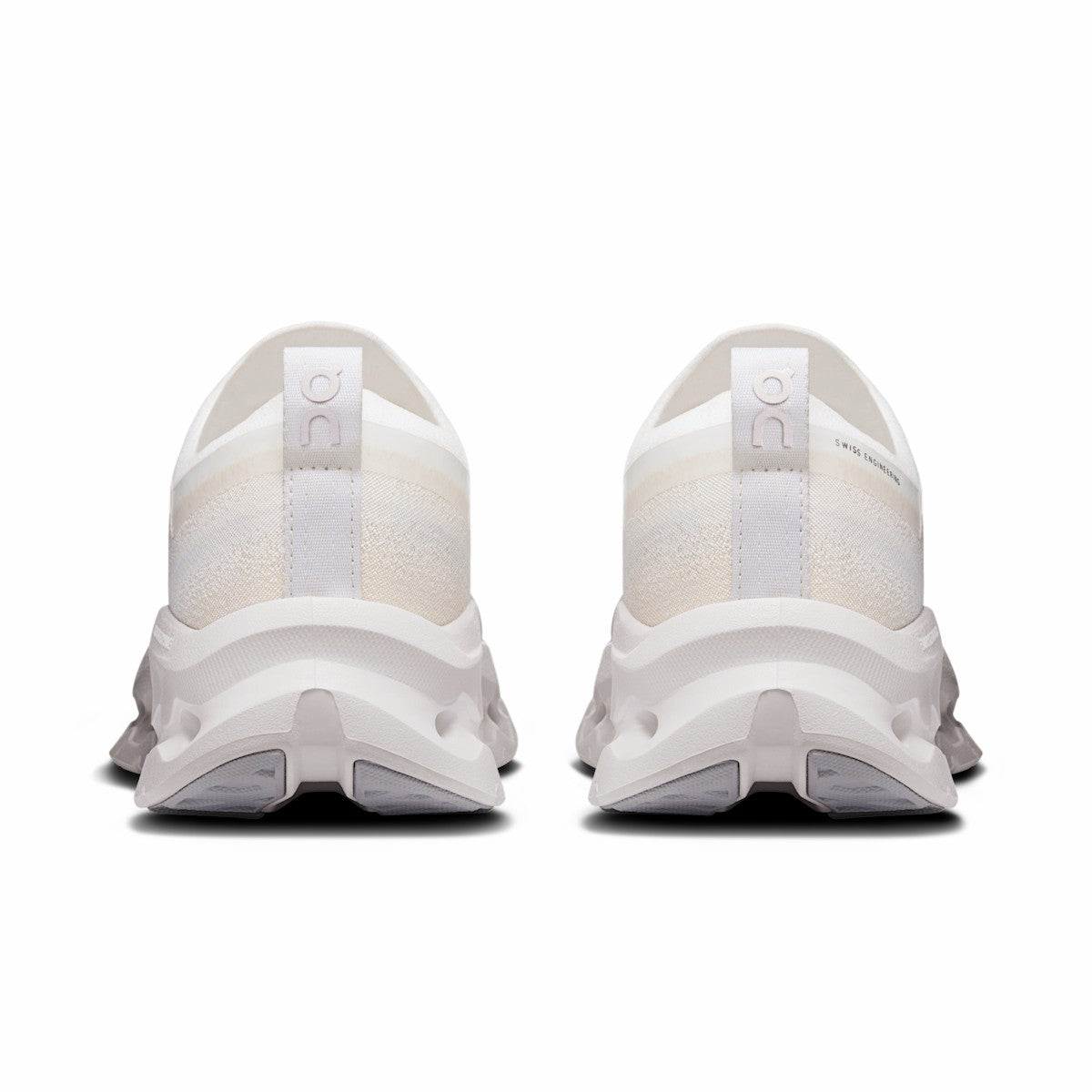 On United States Smart Buy / Women's Cloudtilt Moon - White/Frost