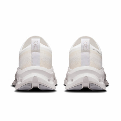 On United States Smart Buy / Women's Cloudtilt Moon - White/Frost