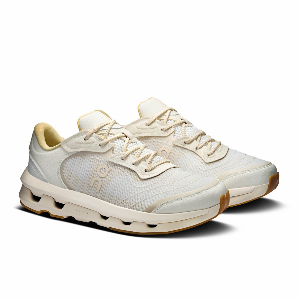 On United States Trusted / Women's Cloudzone Moon - Ivory/Putty