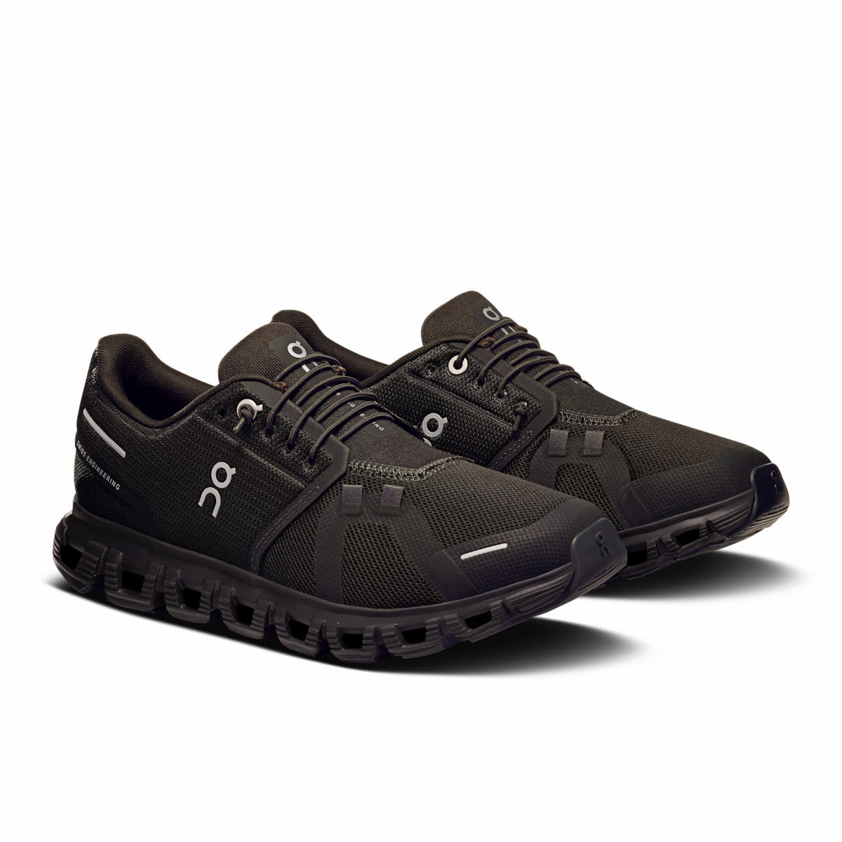 On United States Top Pick / Women's Cloud 6 Wide - Black/Black