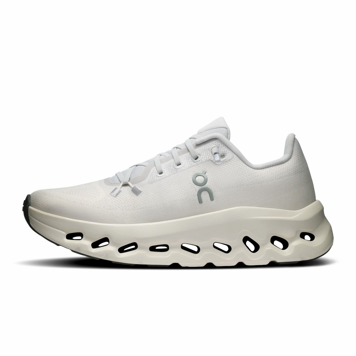 On United States Signature / Women's Cloudtilt - Glacier/Ivory