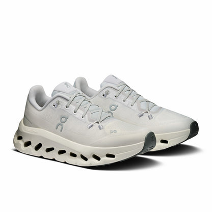 On United States Signature / Women's Cloudtilt - Glacier/Ivory