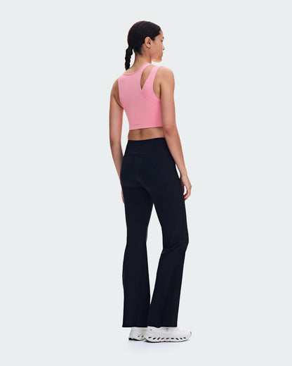 On United States Best Price / Women's Studio Asymmetric Crop - Magnolia