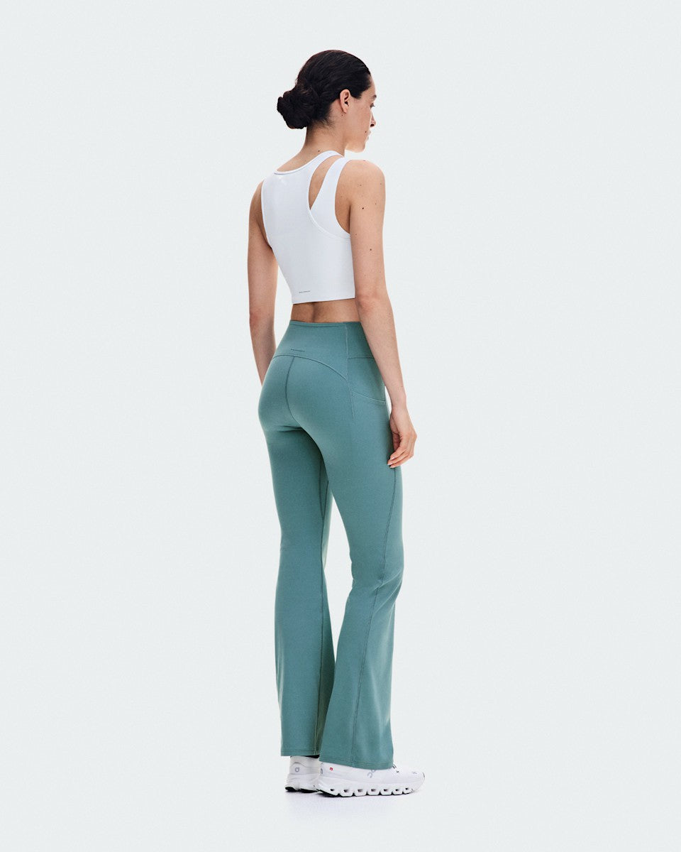 On United States Deals / Women's Studio Asymmetric Crop - White