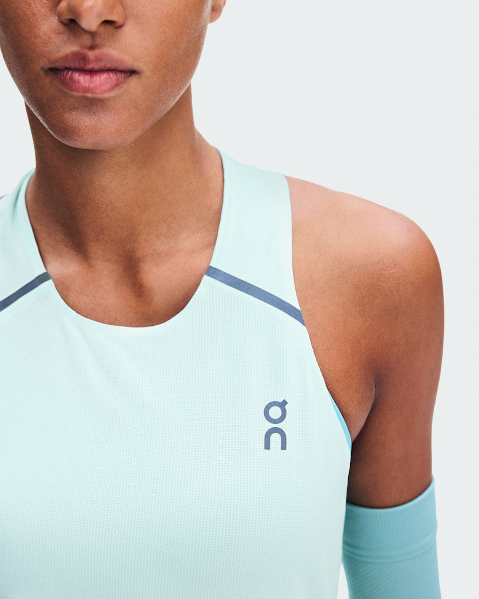 On United States Great Value / Women's Performance Tank - Flurry/Aquamarine