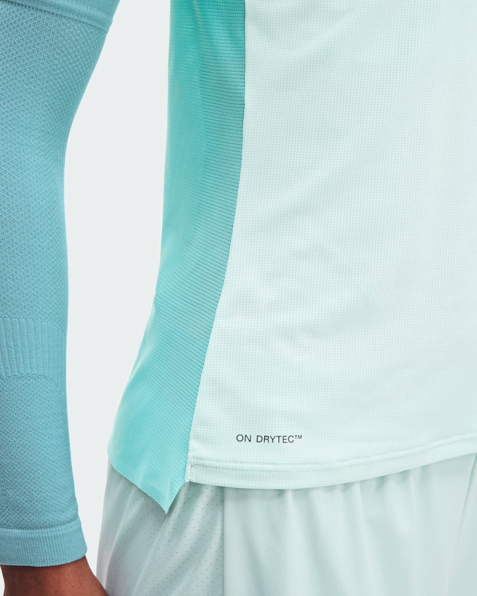On United States Great Value / Women's Performance Tank - Flurry/Aquamarine