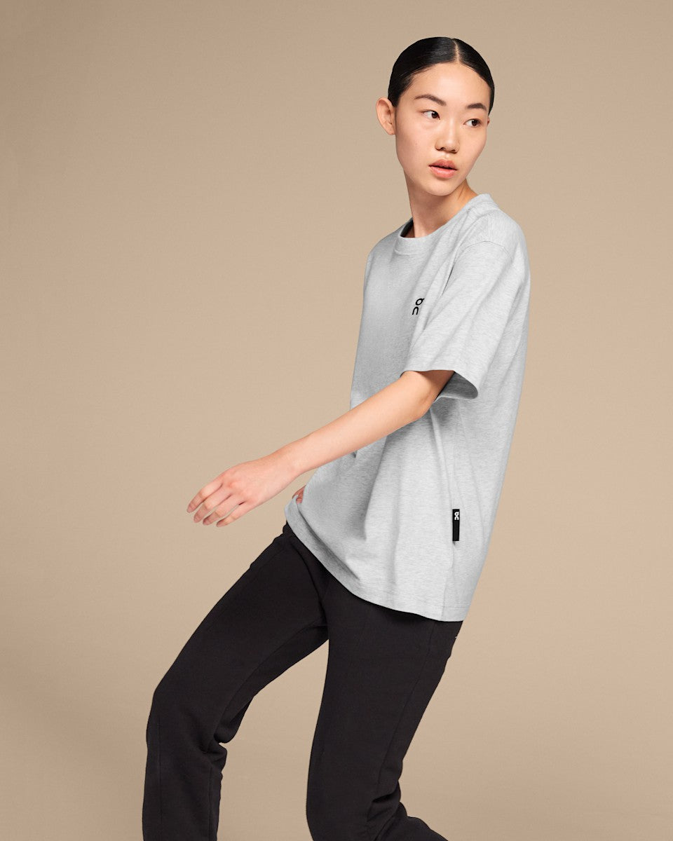 On United States Smart Buy / Women's Club-T - Crater