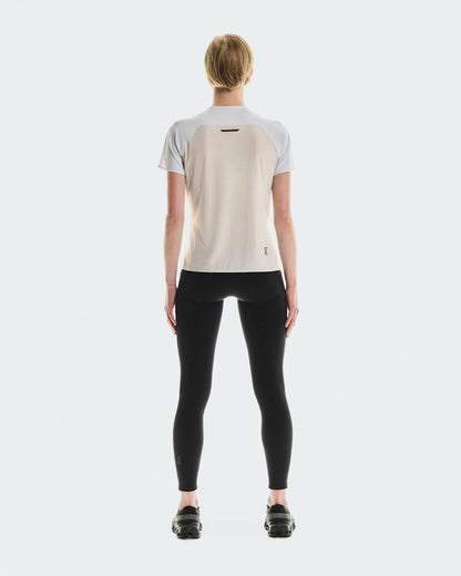 On United States Deals / Women's Performance-T - White/Silver