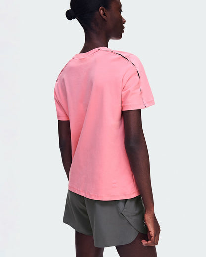 On United States Discount / Women's Focus-T - Magnolia