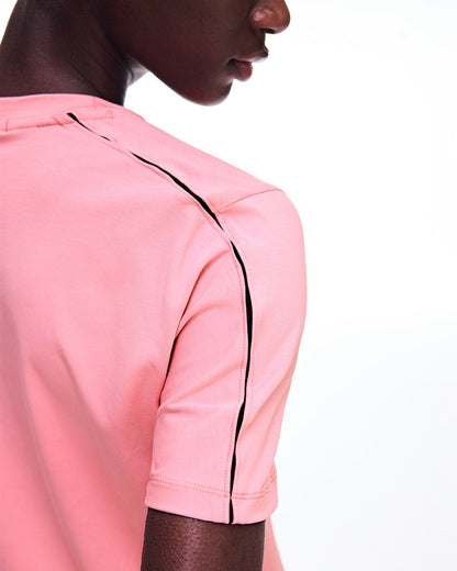On United States Discount / Women's Focus-T - Magnolia
