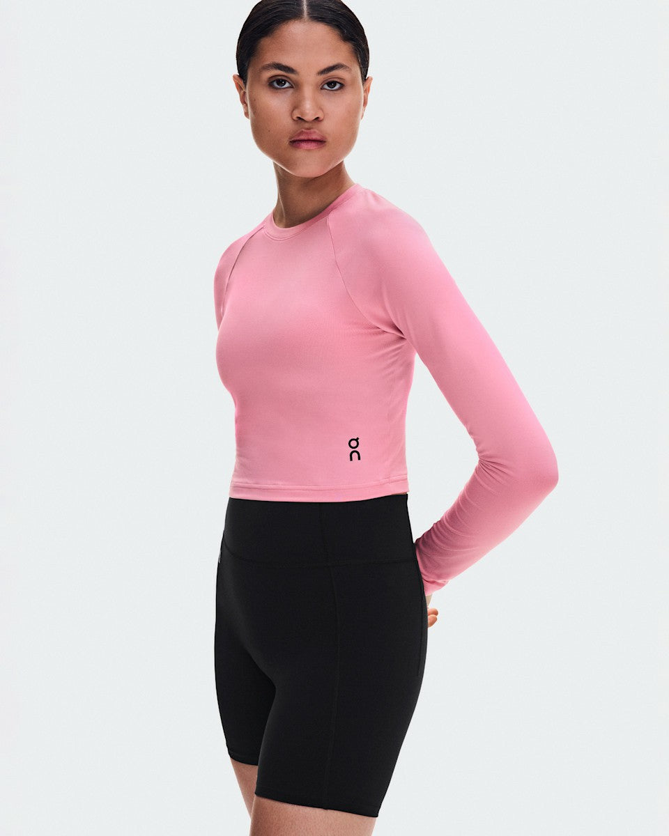 On United States Great Value / Women's Studio Long-T Crop - Magnolia