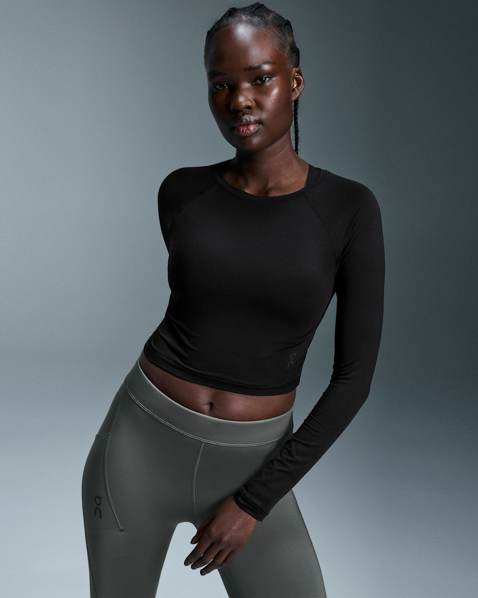 On United States Discount / Women's Studio Long-T Crop - Black