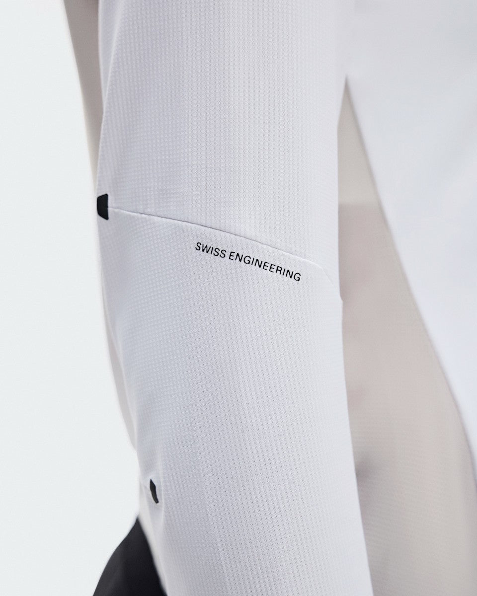 On United States New / Women's Performance Long-T - White/Silver