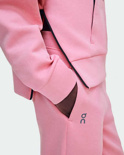 On United States Signature / Women's Focus Tech Hoodie - Magnolia