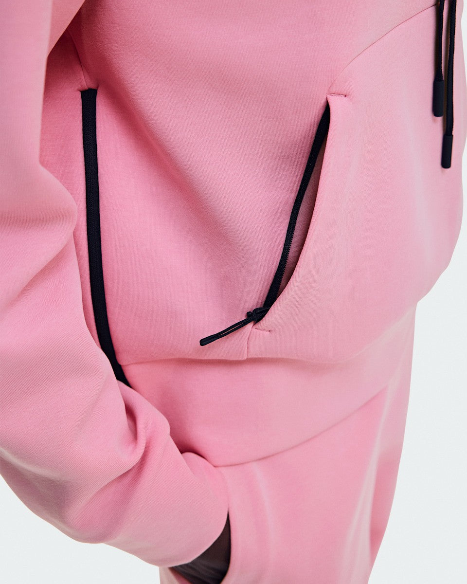 On United States Signature / Women's Focus Tech Hoodie - Magnolia