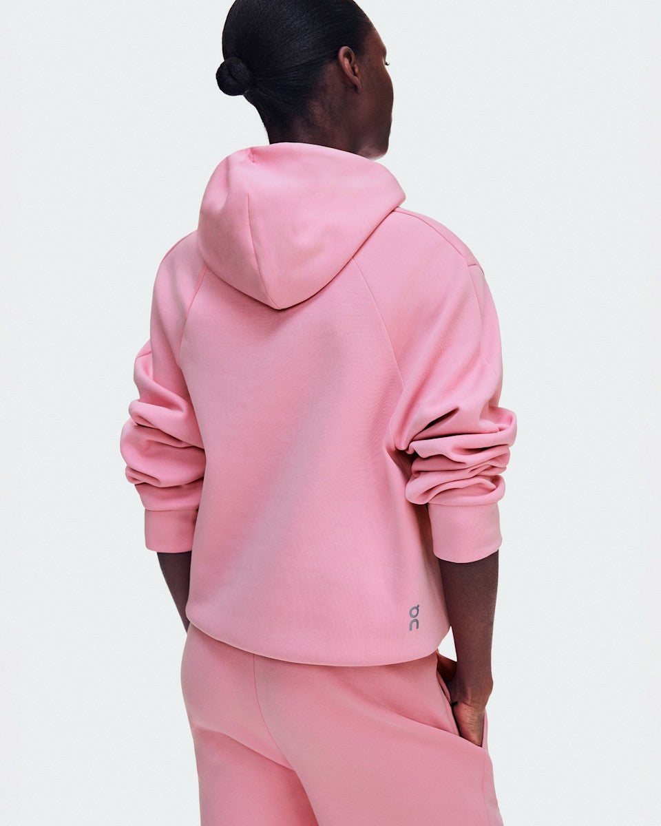 On United States Signature / Women's Focus Tech Hoodie - Magnolia