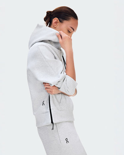 On United States Deals / Women's Focus Tech Hoodie - Crater