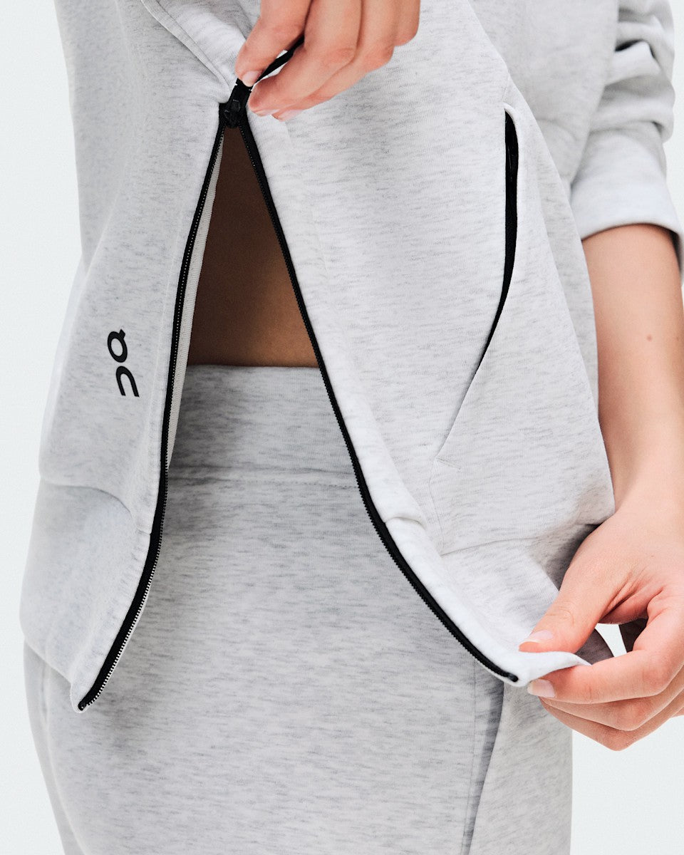 On United States Deals / Women's Focus Tech Hoodie - Crater