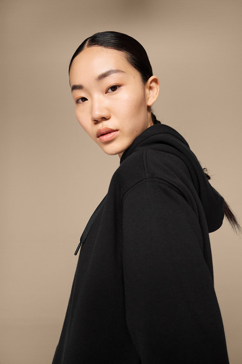 On United States Essential / Women's Club Hoodie - Black