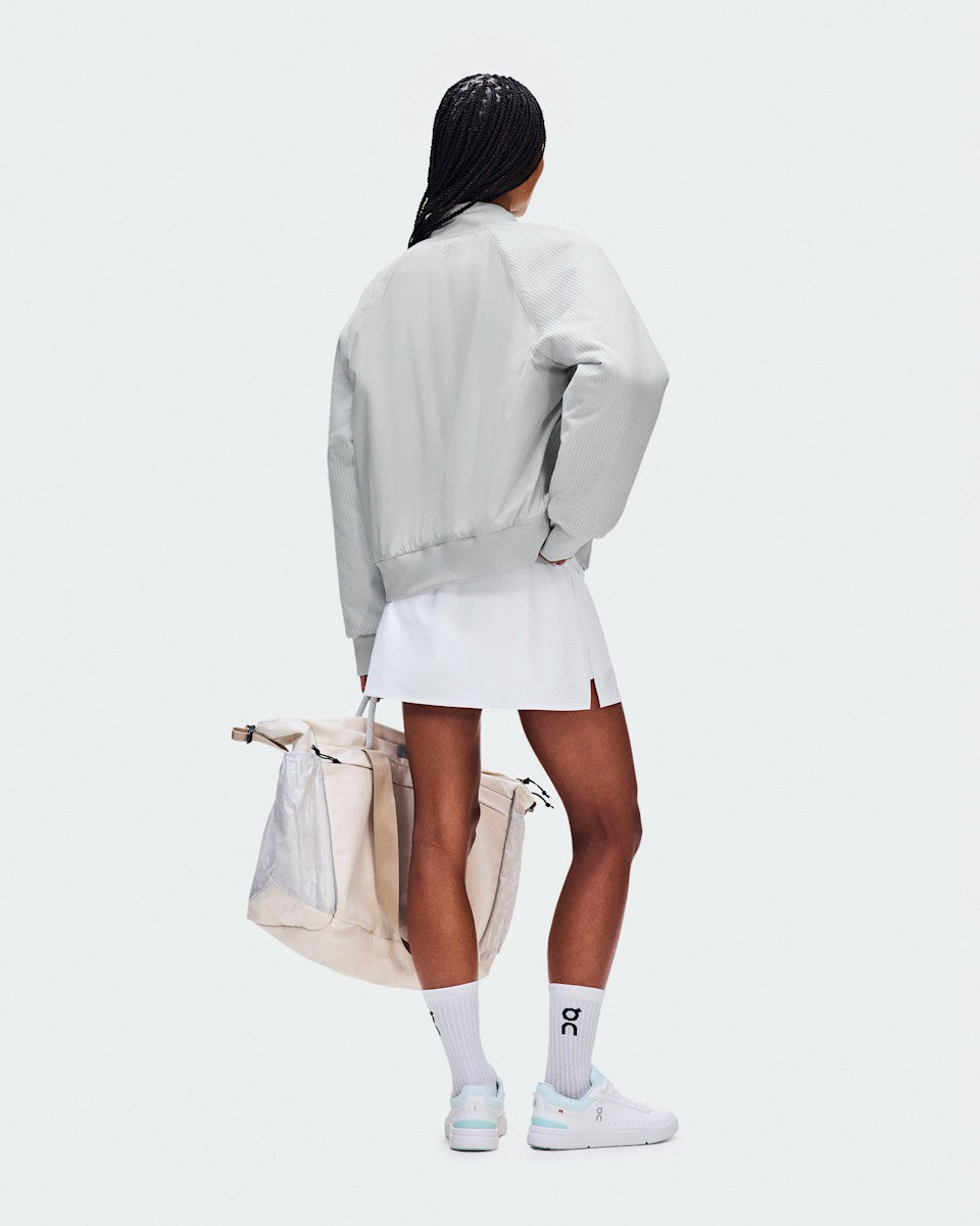 On United States Trending / Women's Courtside Bomber - Glacier