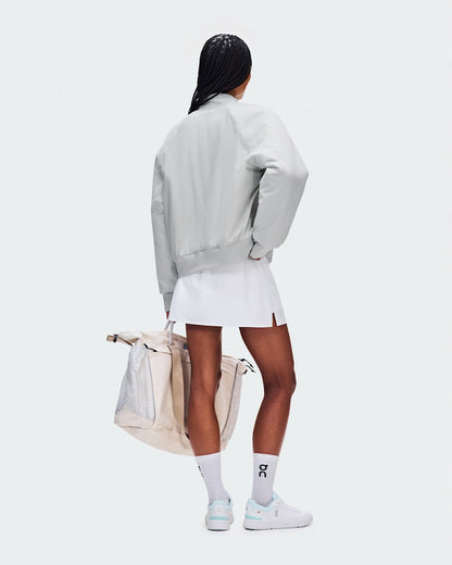On United States Trending / Women's Courtside Bomber - Glacier