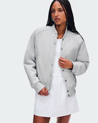 On United States Trending / Women's Courtside Bomber - Glacier