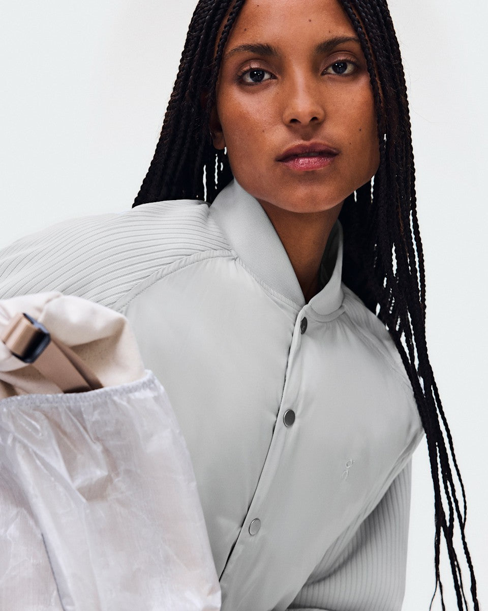 On United States Trending / Women's Courtside Bomber - Glacier
