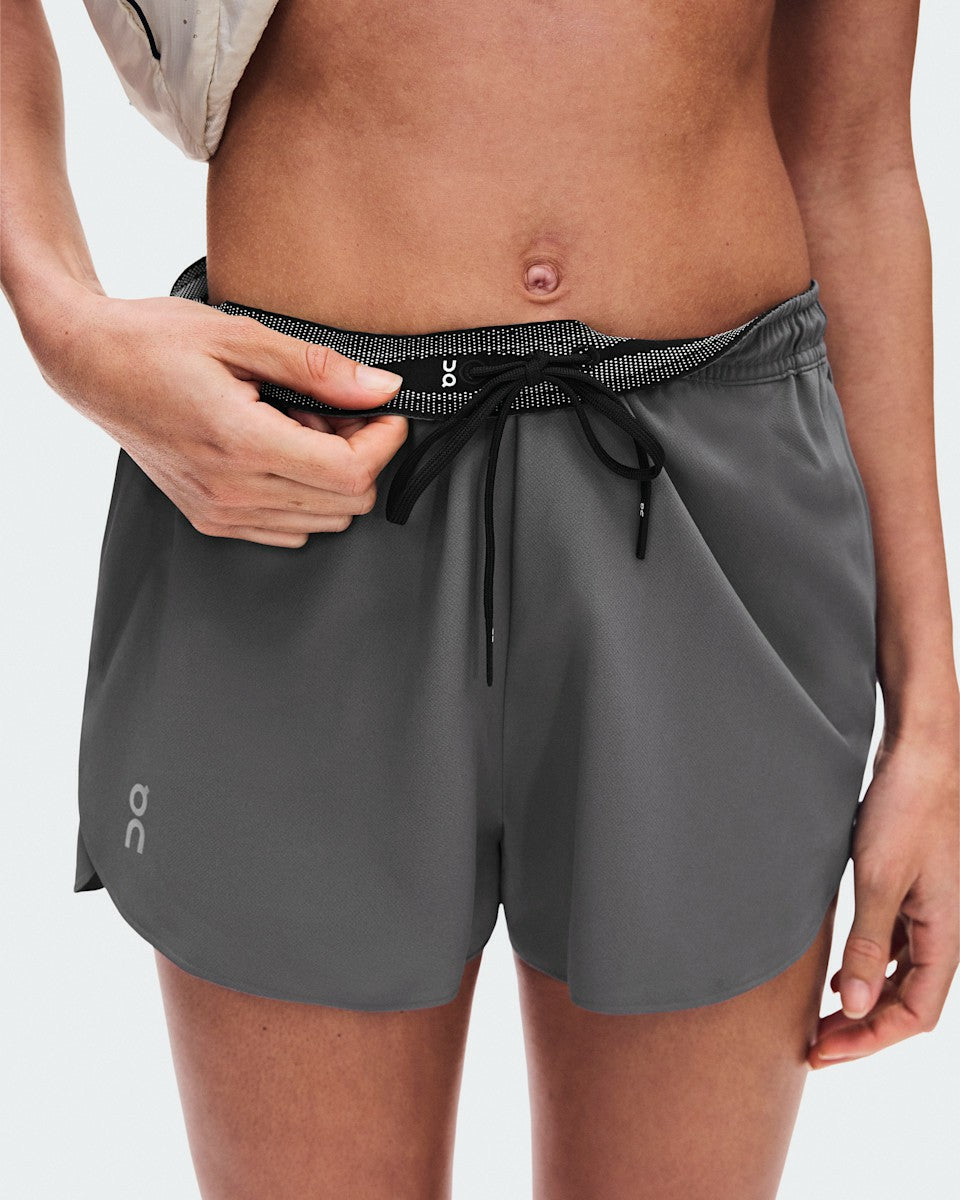 On United States Trending / Women's Train Shorts 3" - Ember