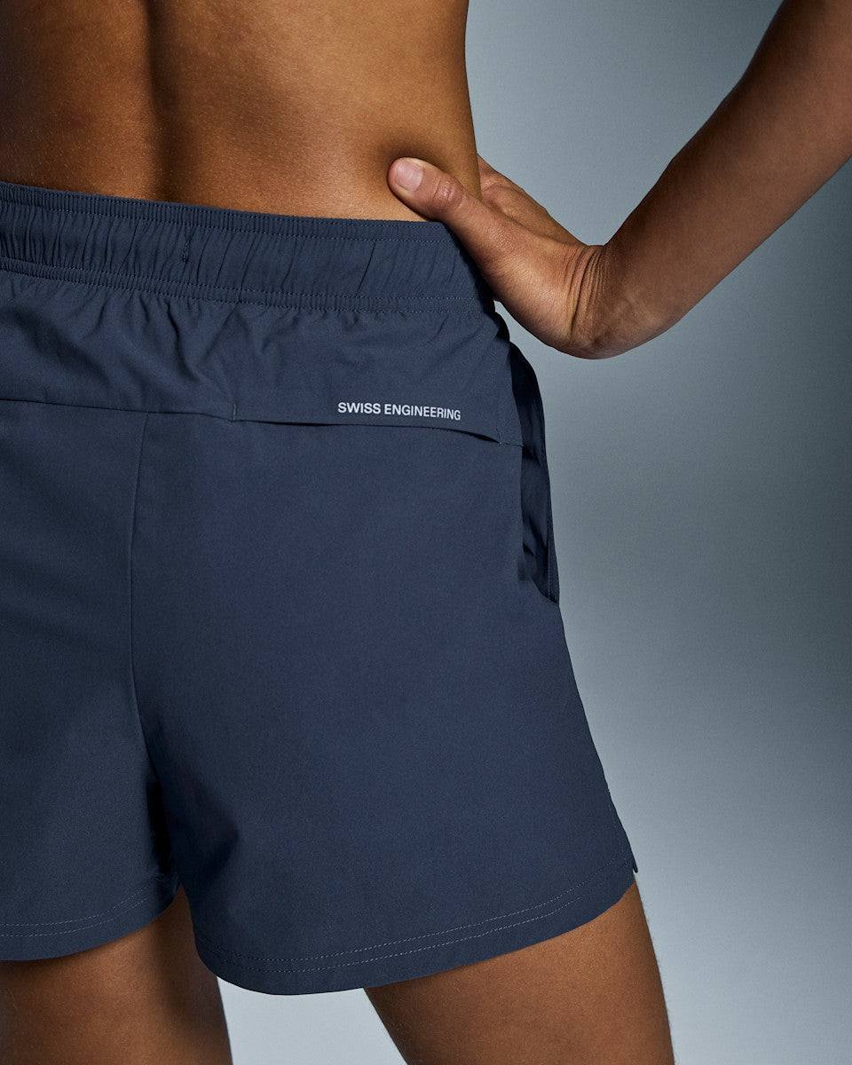 On United States Featured / Women's 3" Core Shorts - Midnight