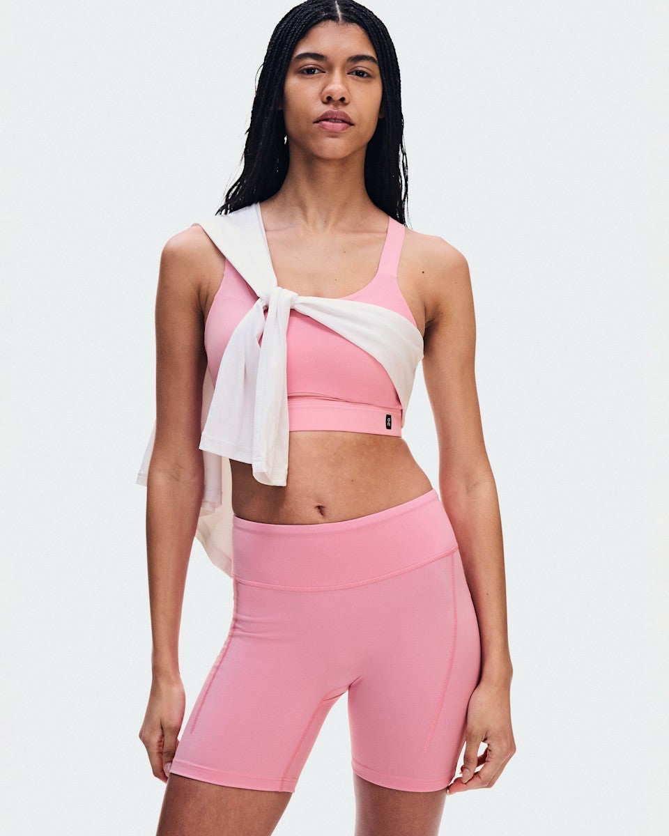 On United States Signature / Women's Performance Tights Short - Magnolia