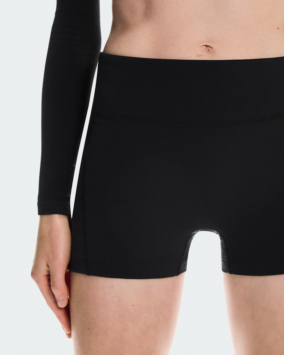 On United States Best Price / Women's 3" Performance Tights - Black