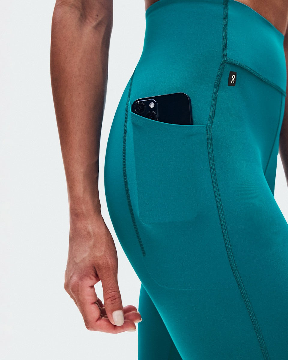 On United States Trending / Women's Train Tights 7/8 - Abyss