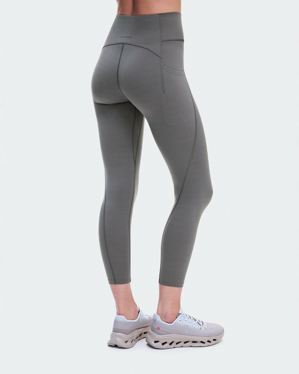 On United States Everyday / Women's Studio Leggings 7/8 - Ember
