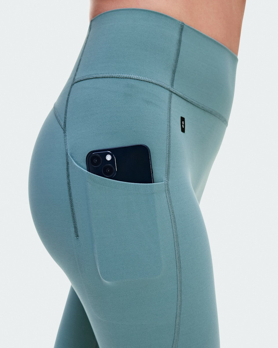 On United States Top Pick / Women's Studio Leggings 7/8 - Agave