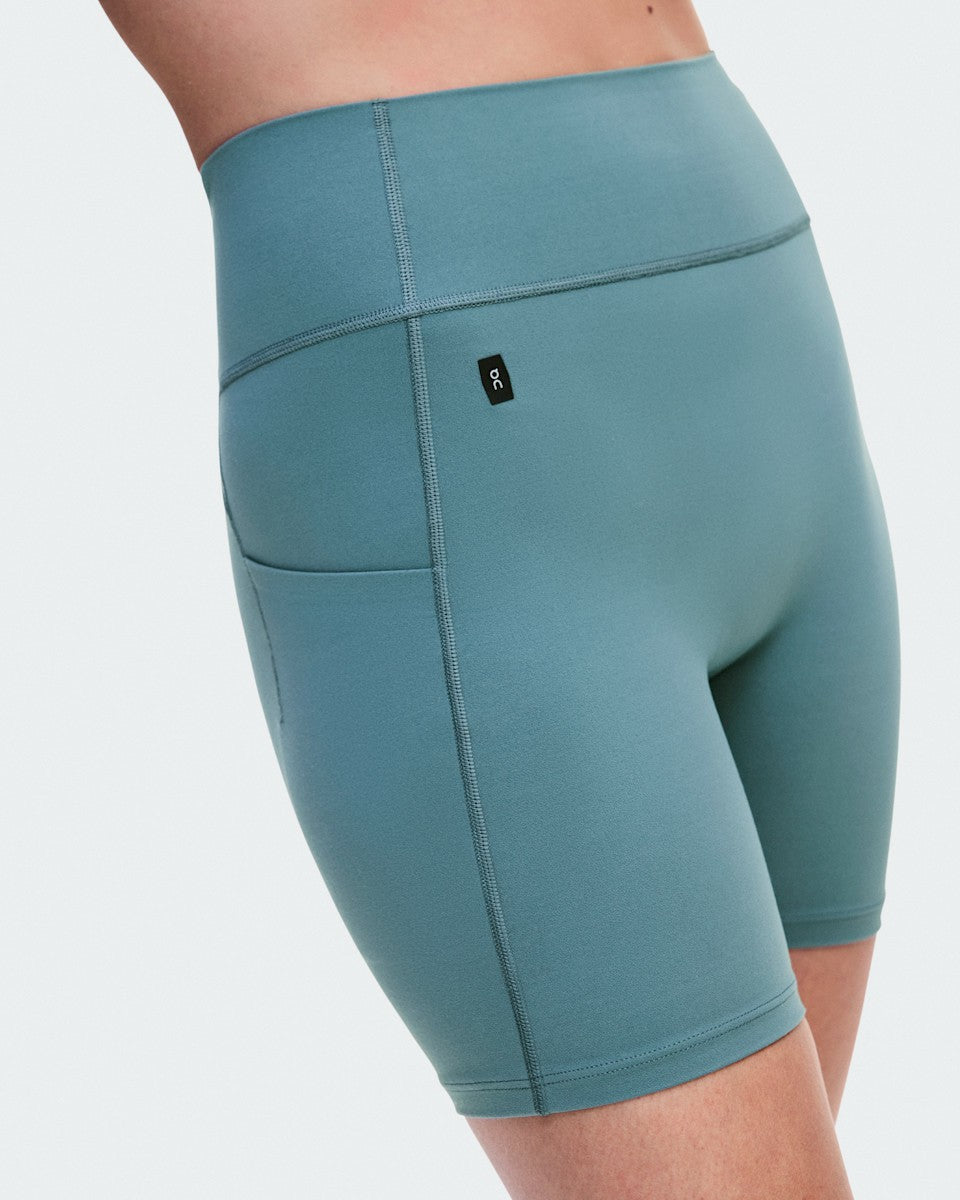 On United States Customer Favorite / Women's Studio Leggings Short 6" - Agave
