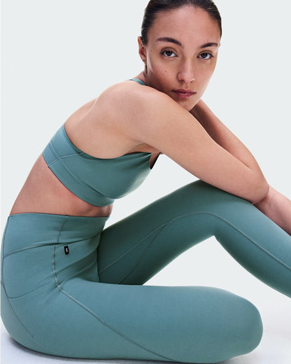 On United States Signature / Women's Studio Leggings - Agave