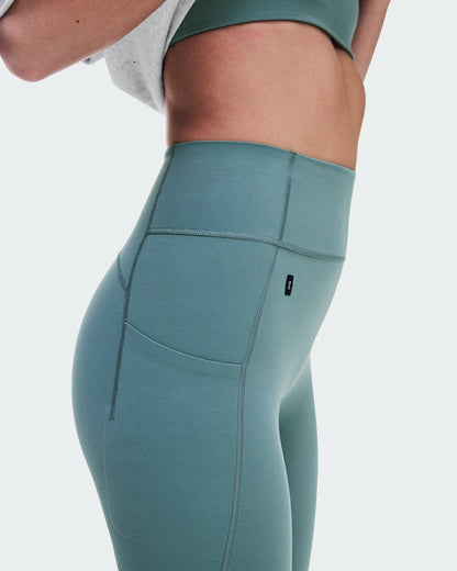 On United States Signature / Women's Studio Leggings - Agave