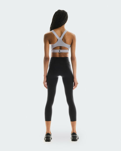 On United States Smart Buy / Women's Performance Tights 7/8 - Black