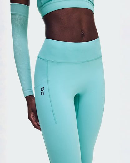 On United States Latest / Women's Performance Tights 7/8 - Aquamarine