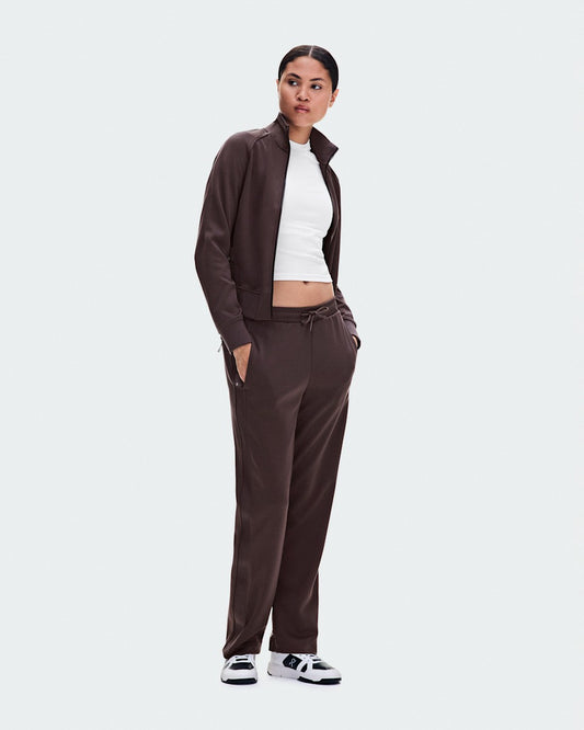 On United States Value / Women's Courtside Pants - Mulberry