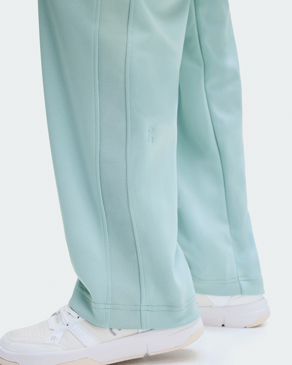 On United States Value / Women's Courtside Pants - Brook