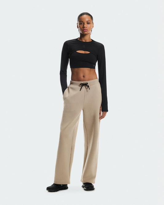 On United States Recommended / Women's Focus Tech Sweatpants - Desert