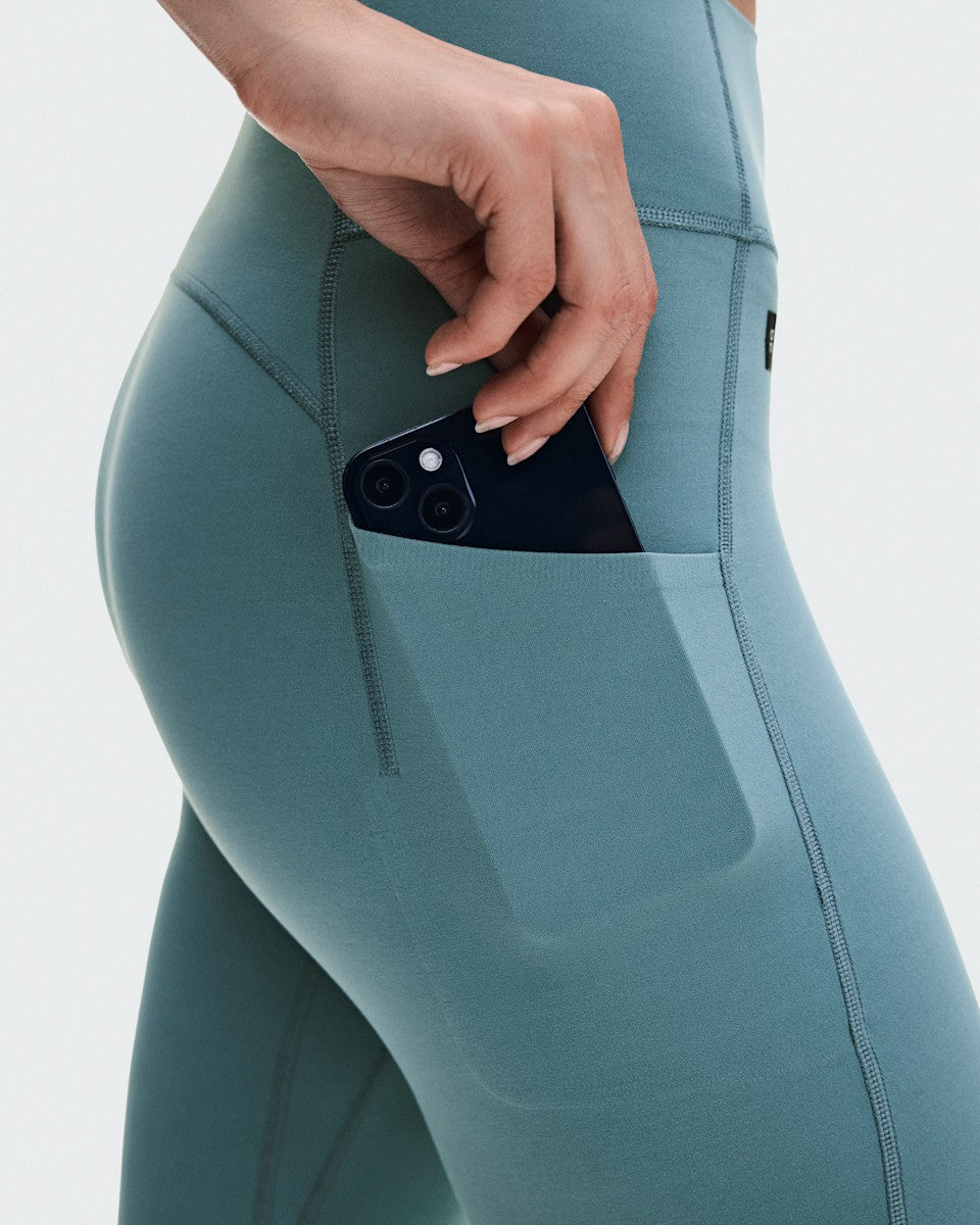 On United States Sale / Women's Studio Flared Pants 32" - Agave