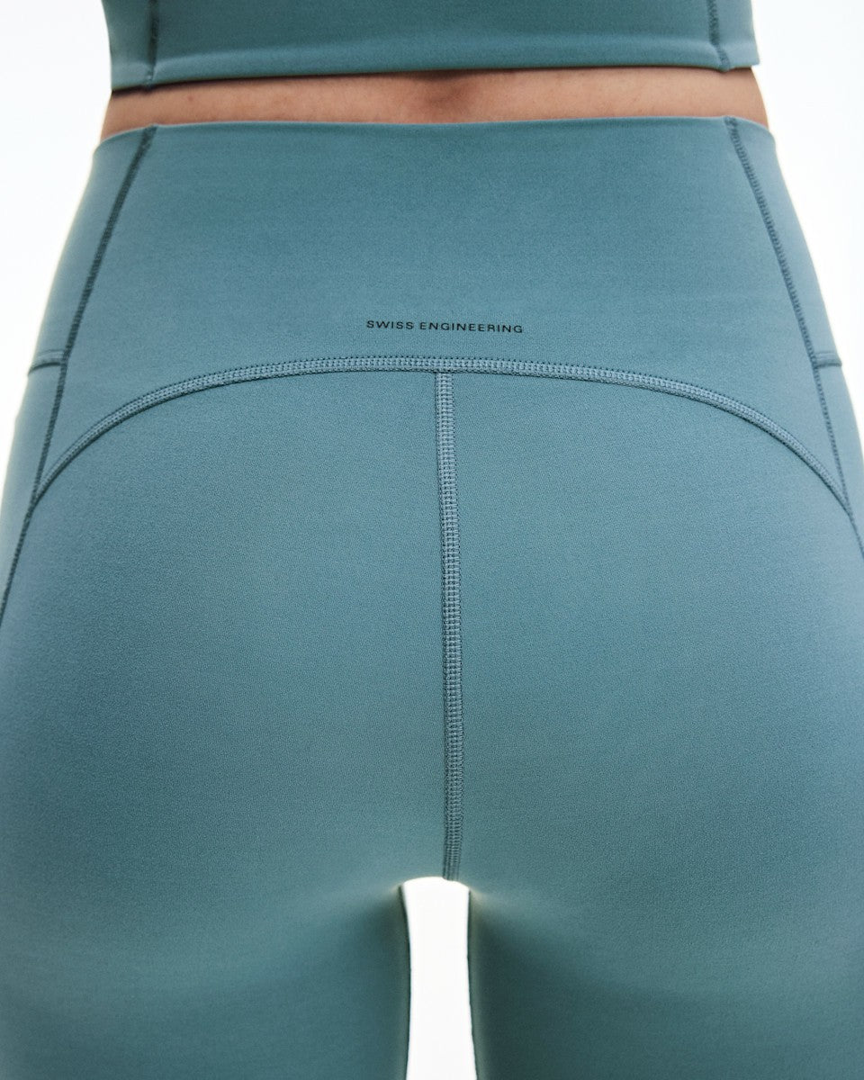 On United States Sale / Women's Studio Flared Pants 32" - Agave