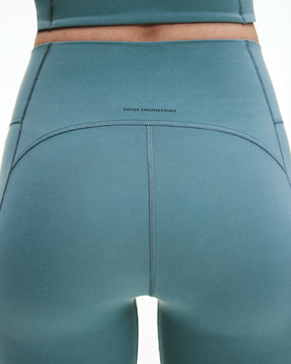 On United States Sale / Women's Studio Flared Pants 32" - Agave