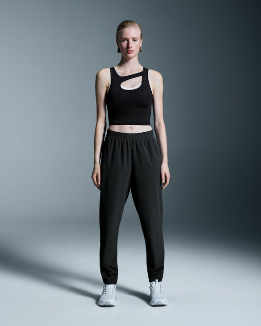 On United States Trending / Women's Focus Pants - Black